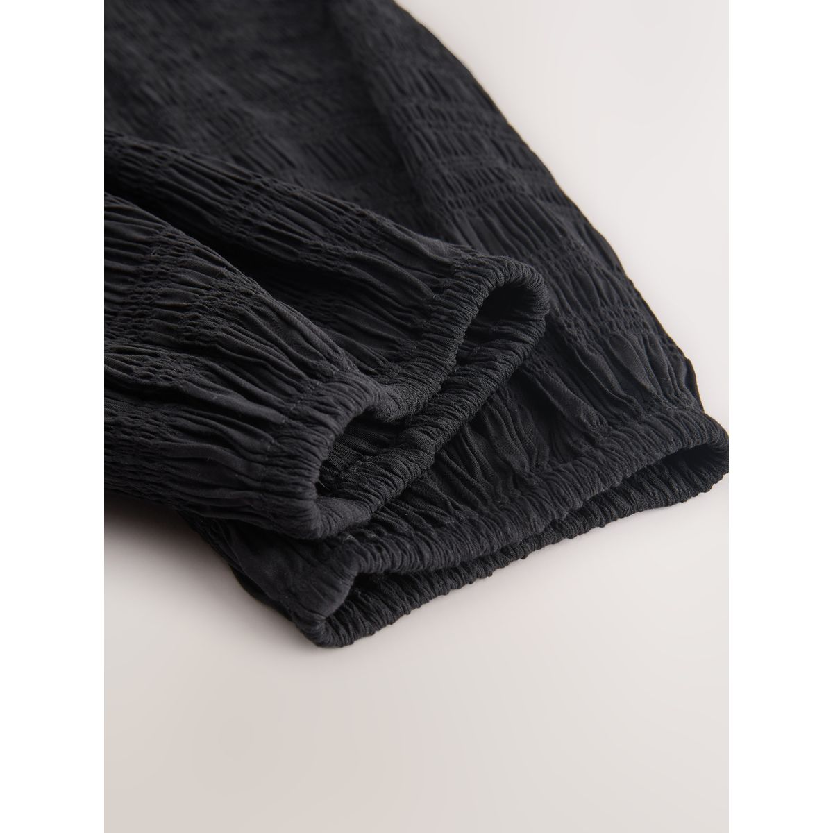 Chemisier boutonné avec col bateau noir, NEXT