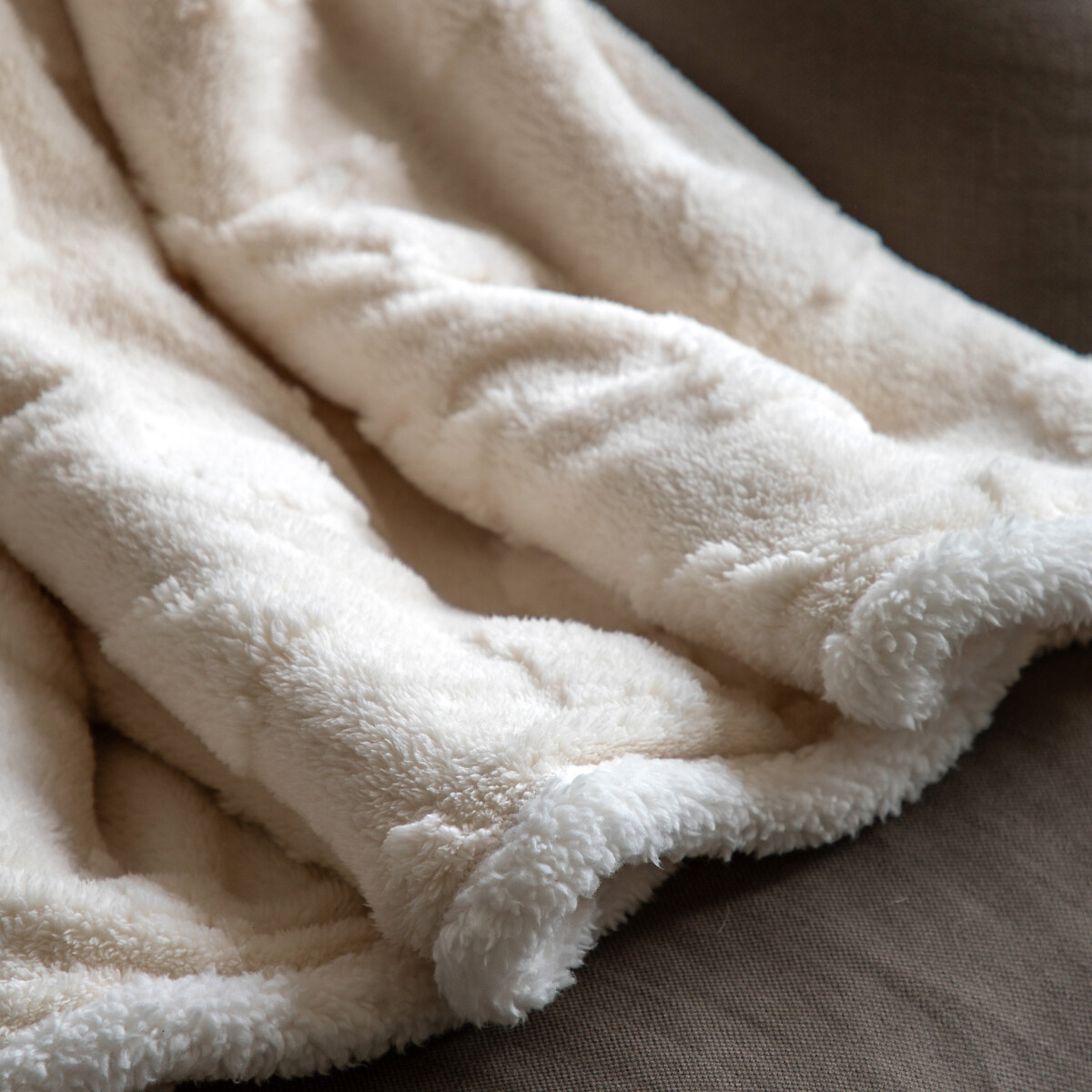 Winterglow Christmas Tree Sherpa Throw brown              , ÉDITÉ