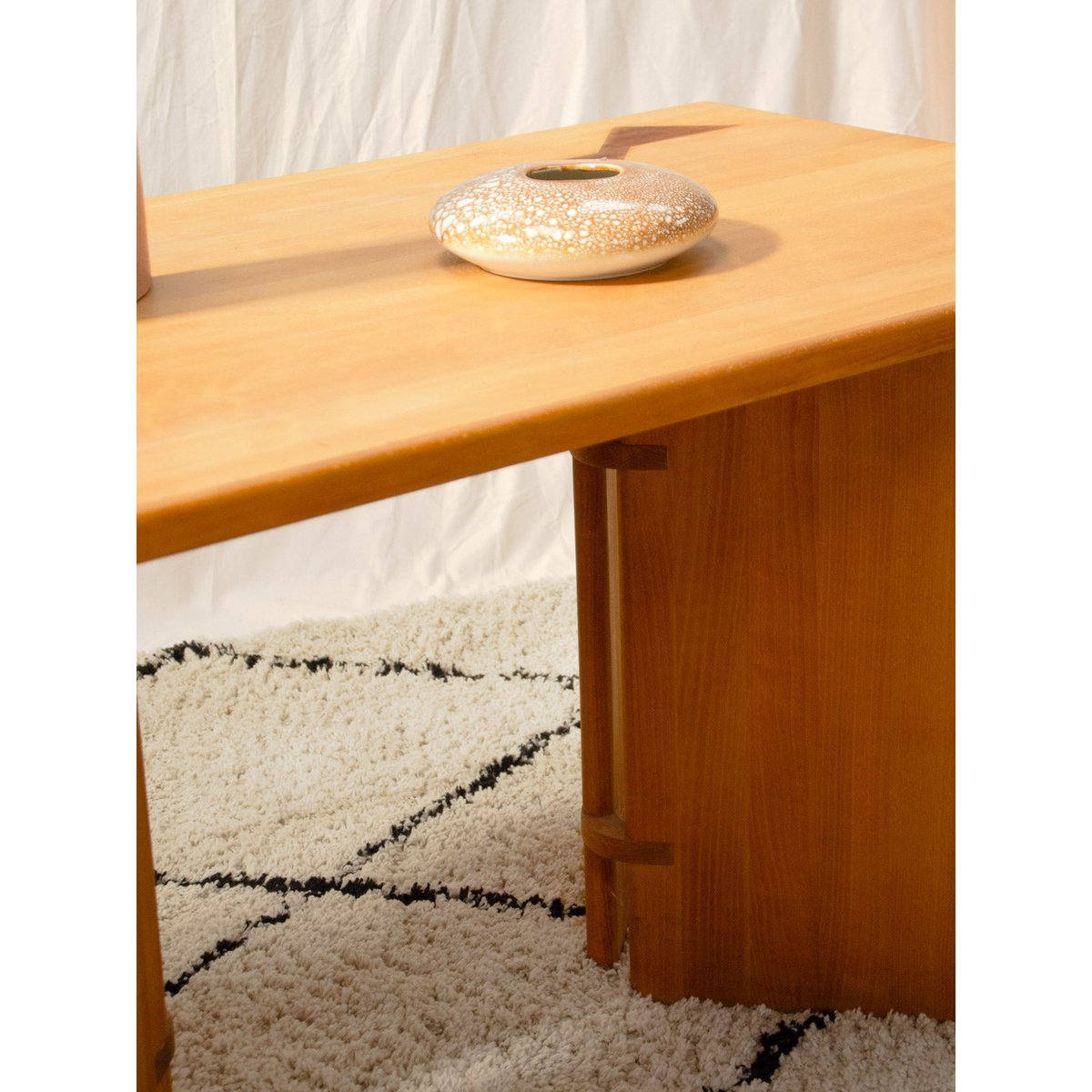 Table à manger en hêtre massif Karla N°1314 - Bon état bois clair, DEBONGOUT