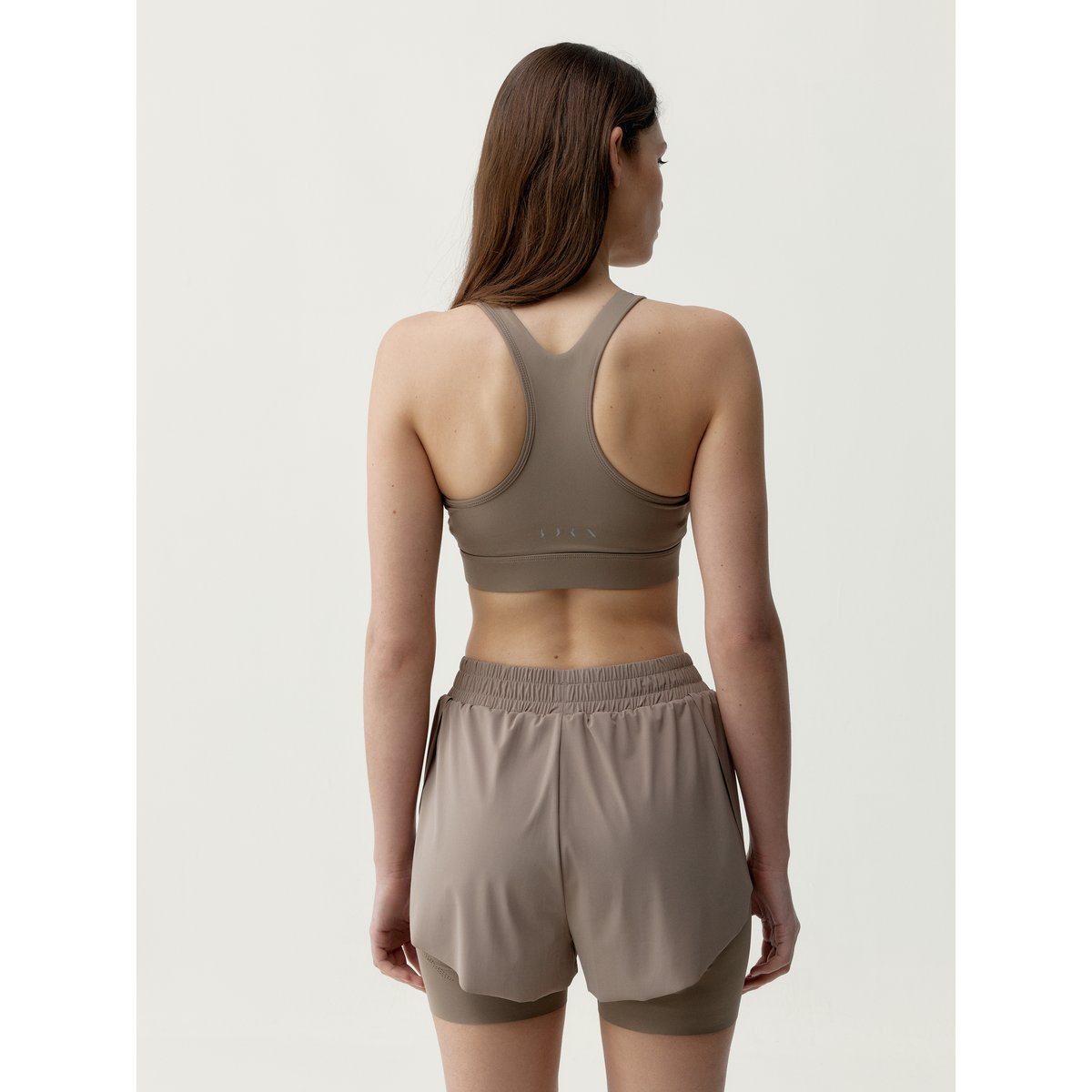 Brassière de sport femme Bikila Maintien élevé dos athlétique taupe, BORN