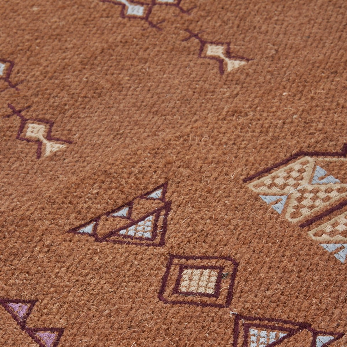 Tapis De Sol en Tissé plat brodé 100% laine ARSALANE brun, MADURA