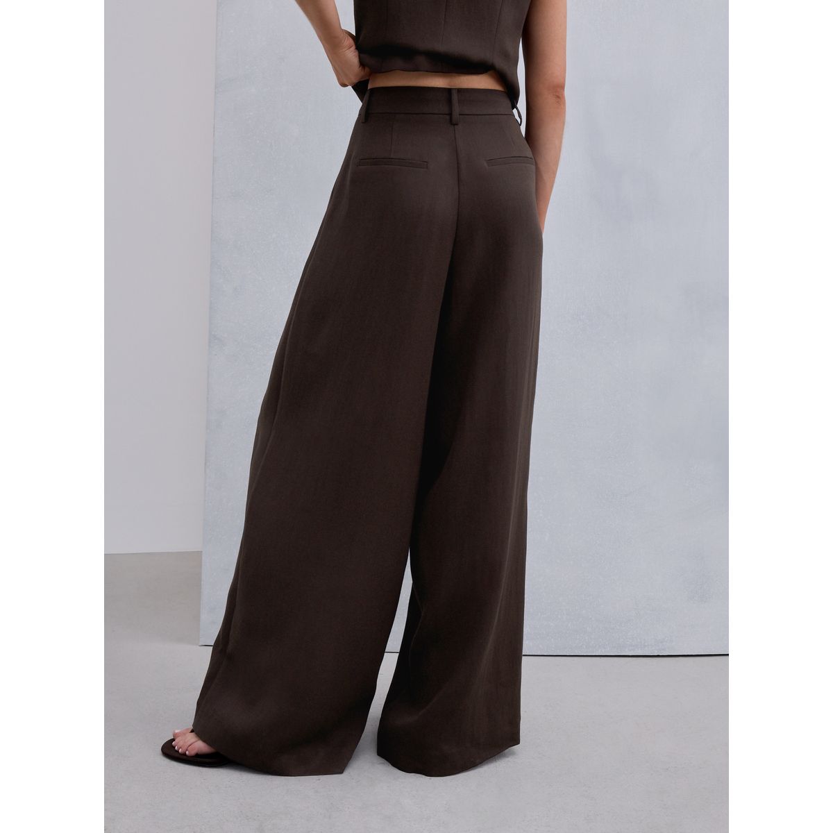 Pantalon palazzo effet froissé marron chocolat, NEXT