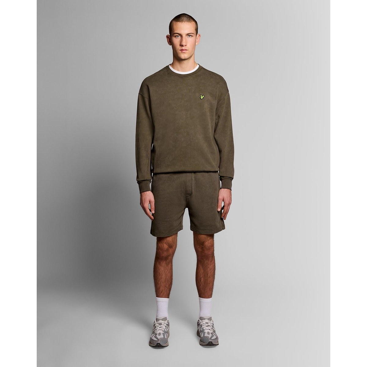 Short en molleton en coton délavé épais noir doux, LYLE & SCOTT