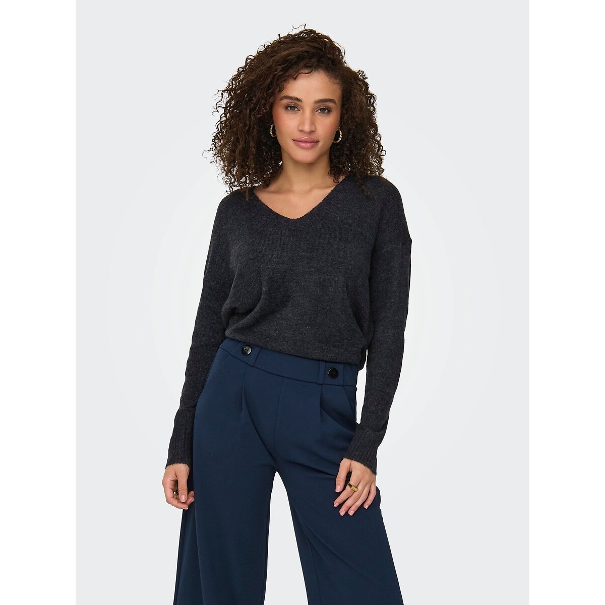 Pull col v en fine maille bleu marine, JDY