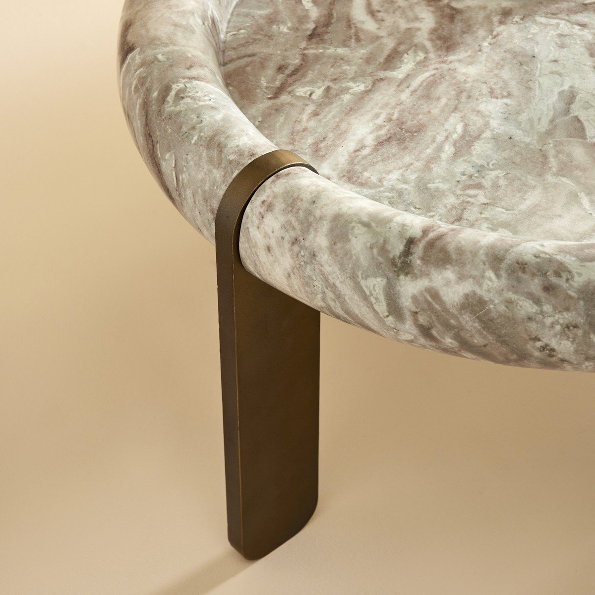 Grande table basse en marbre et métal PROSPER marron, SIGNATURE