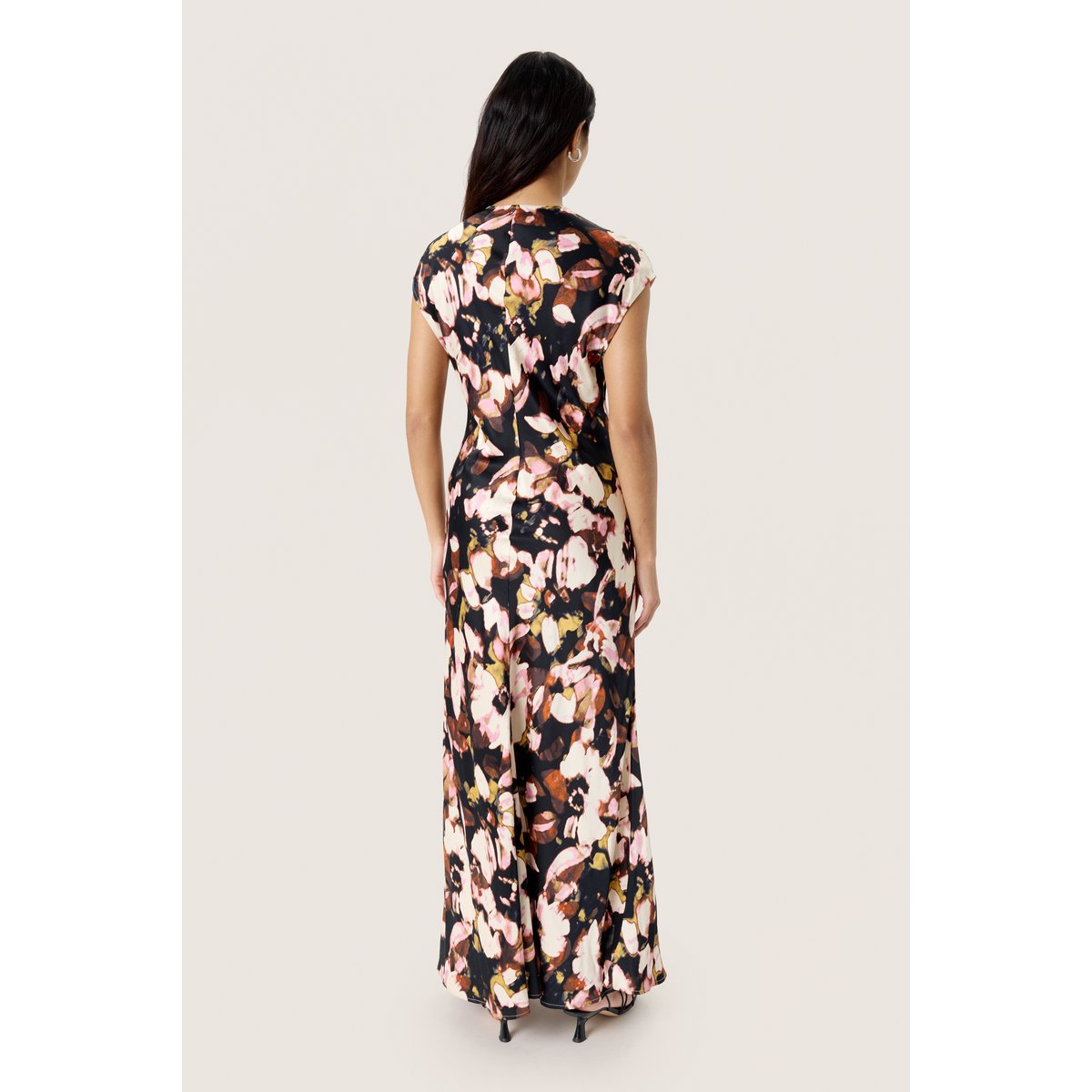 Robe marron chocolate autumn leaves, SOAKED IN LUXURY