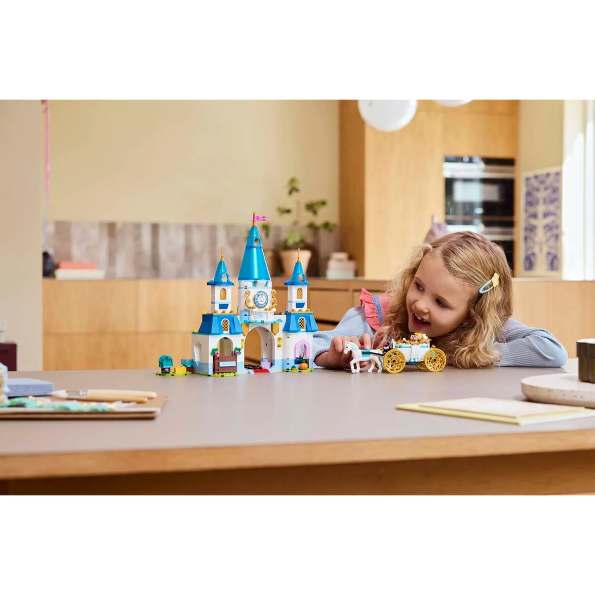 LEGO Disney - Château de Cendrillon et Calèche Magique - 43275 multicolore, LEGO