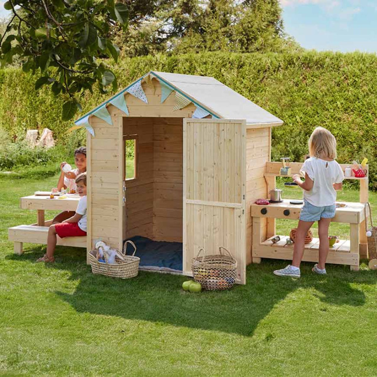 Cabane en bois enfant cuisine et table BLANCHE marron, SOULET