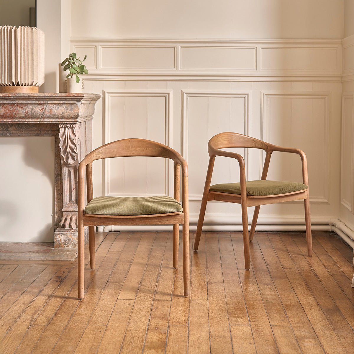 Lot de 2 chaises en teck massif et velours côtelé AMBRE kaki, BERAH GETAH