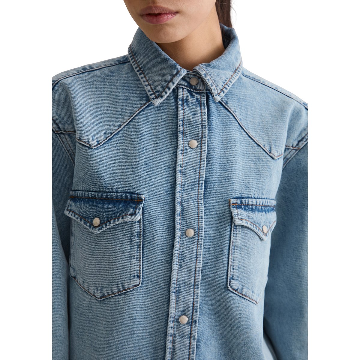 Chemise en jean oversize en denim avec fibres d'ortie européennes bleu clair, MARC O’POLO DENIM