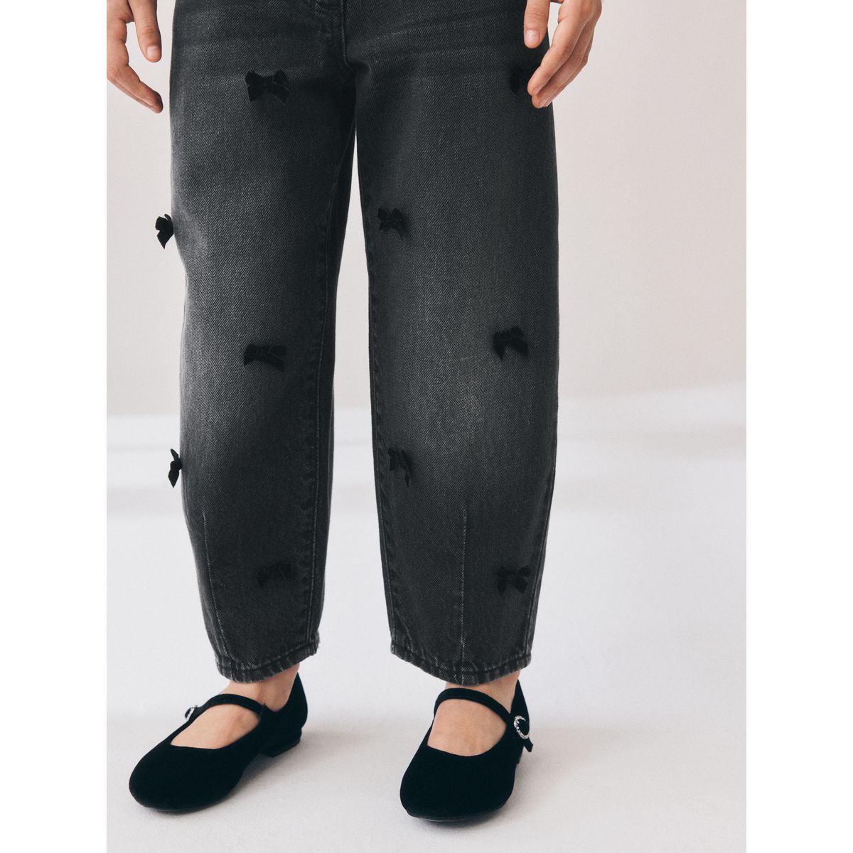 Jean barrel nœud papillon en velours anthracite, NEXT