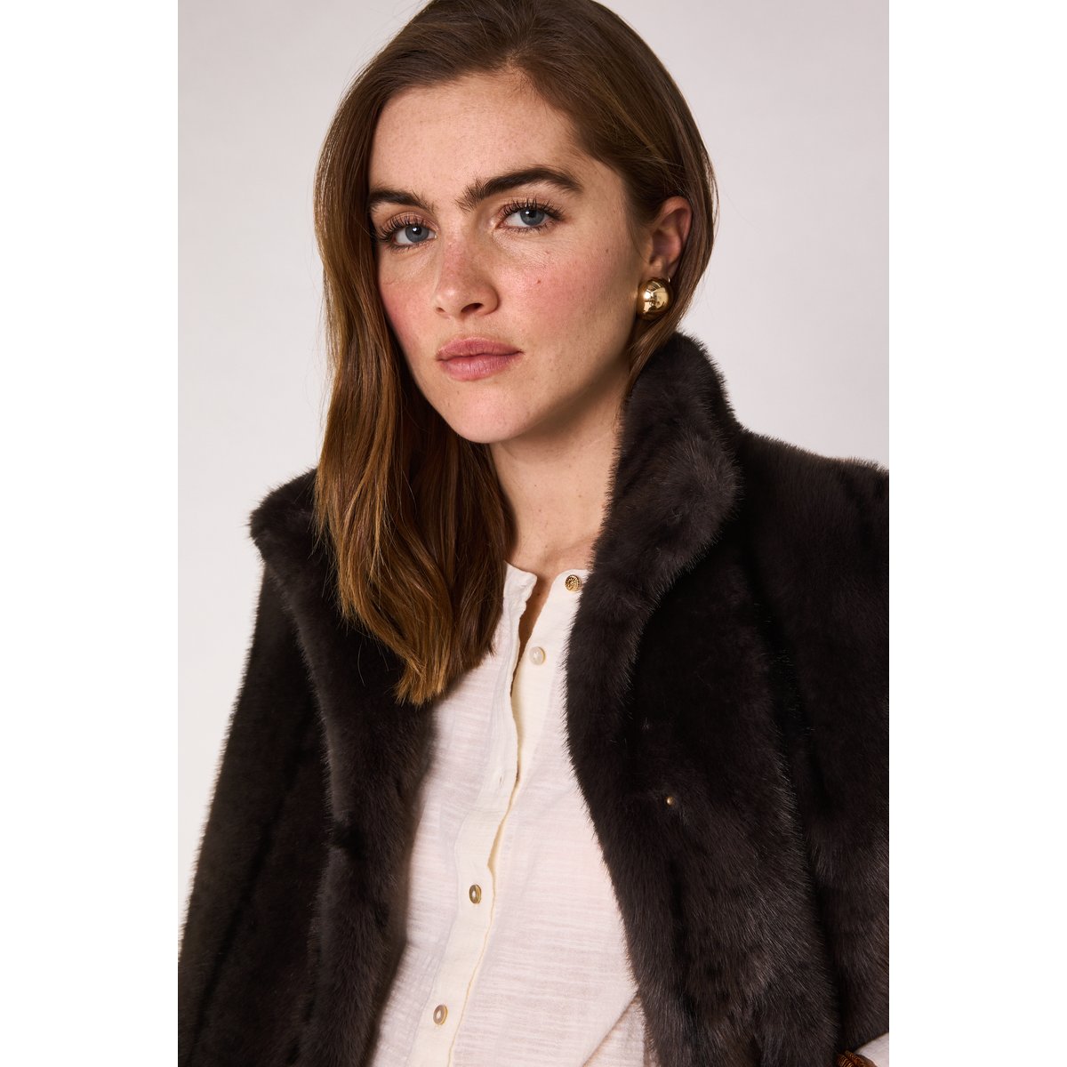 Gilet sans manches duveteux SUZANNE anthracite, Maison 123