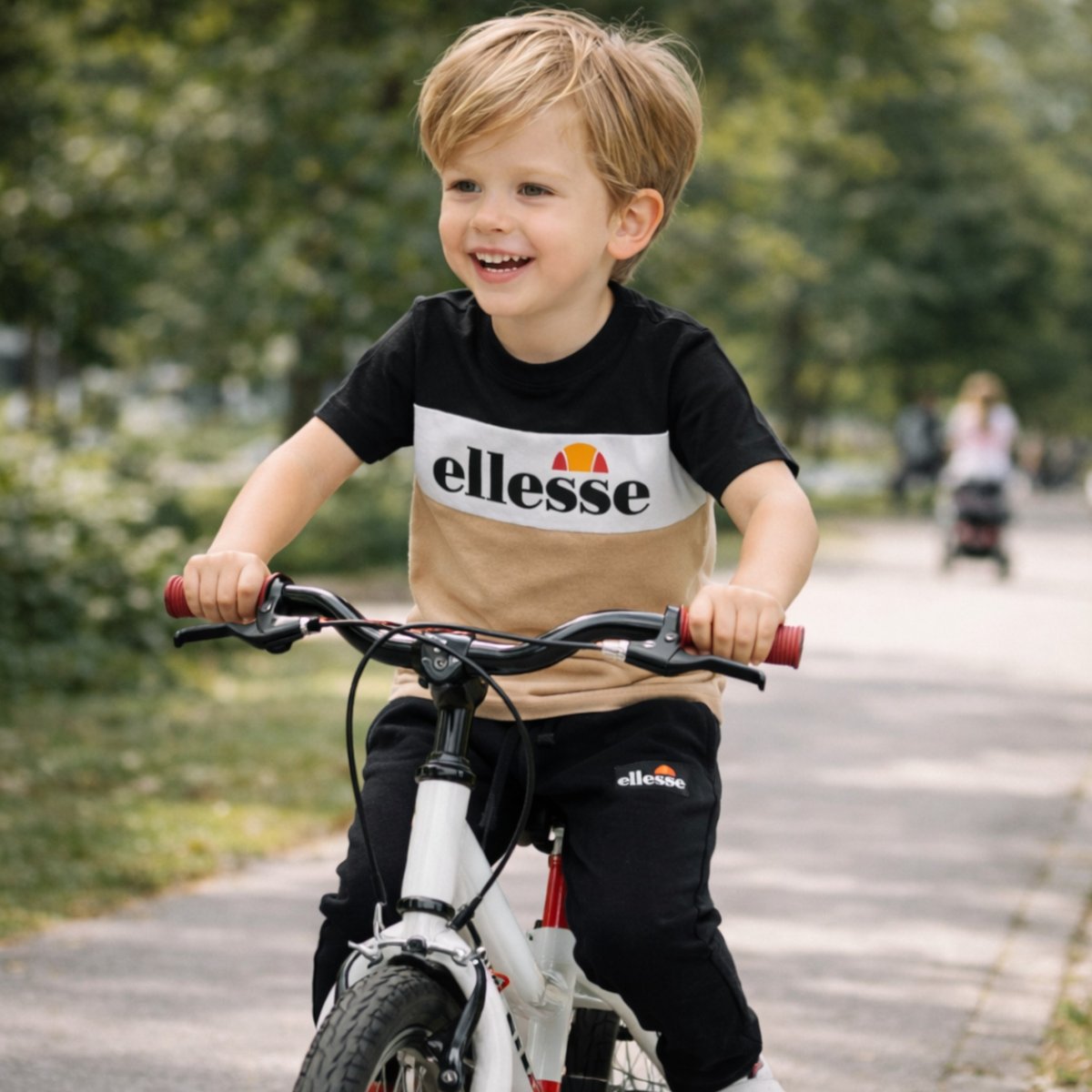 Lot de 2 t-shirts manches courtes et pantalon de jogging BLOCK PARTY beige, ELLESSE