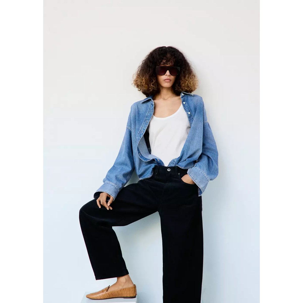 Pantalon ballon en velours côtelé bleu nuit, MANGO