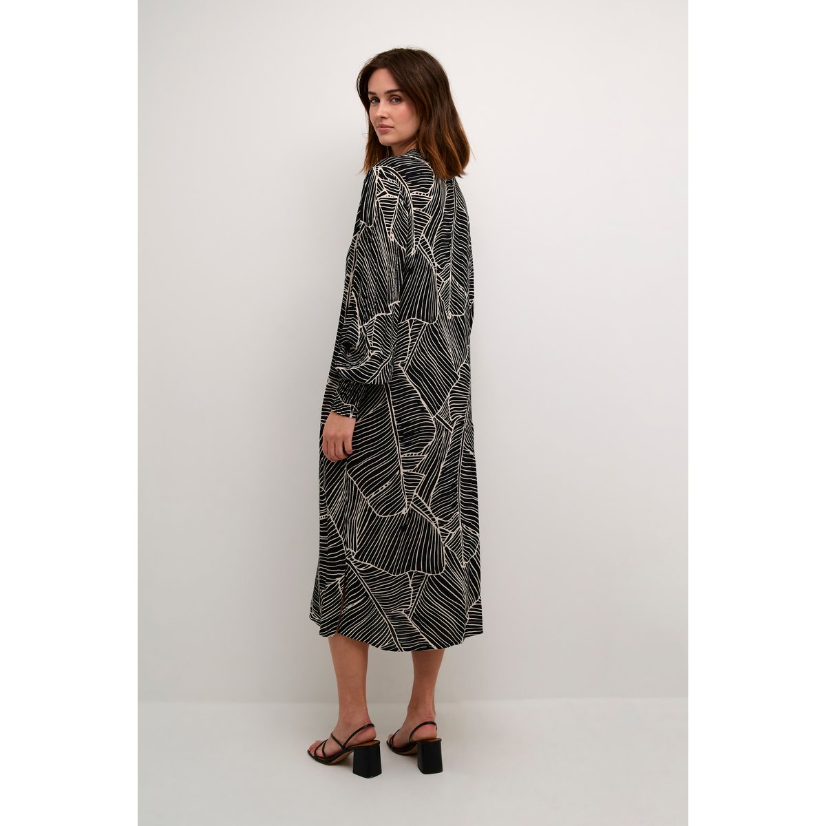 Dress noir black turtledove leaf print, KAFFE
