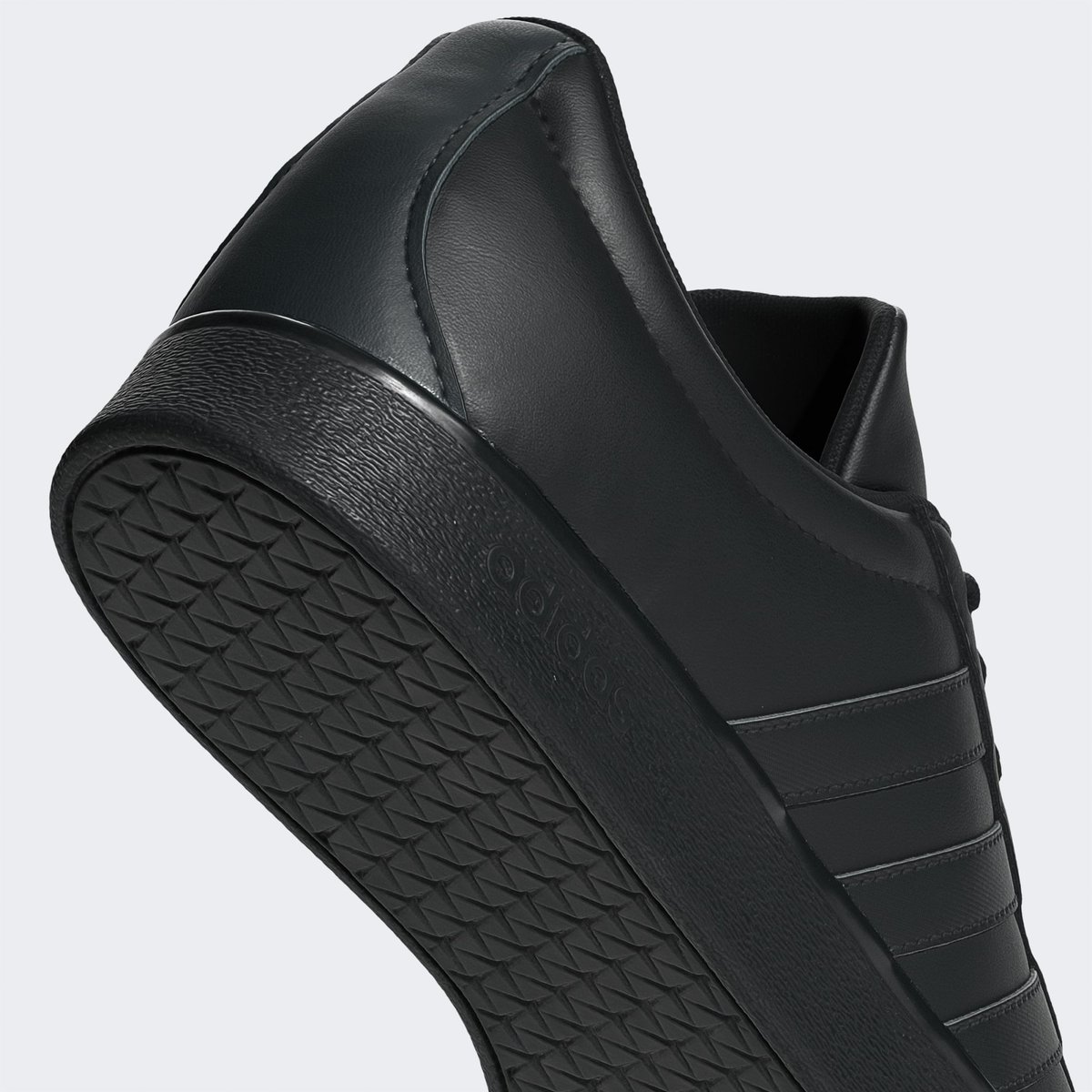 Chaussure Vl Court Mer Chaussure Vl Court Mer core black / carbon / cloud white, adidas Performance
