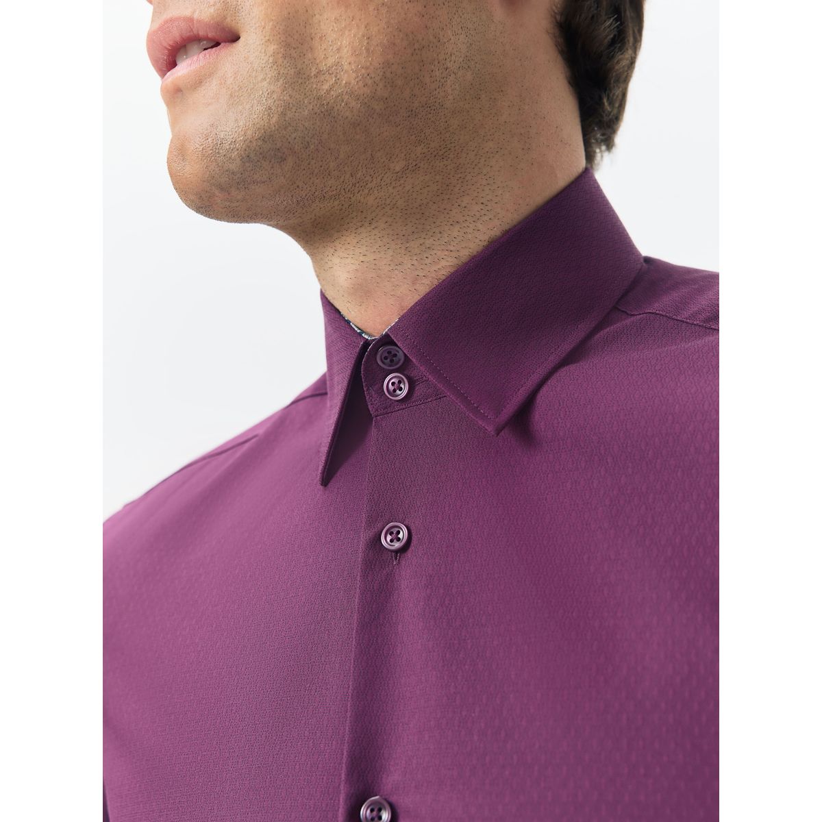 Chemise facile d’entretien à détails texturés rouge bordeaux, NEXT