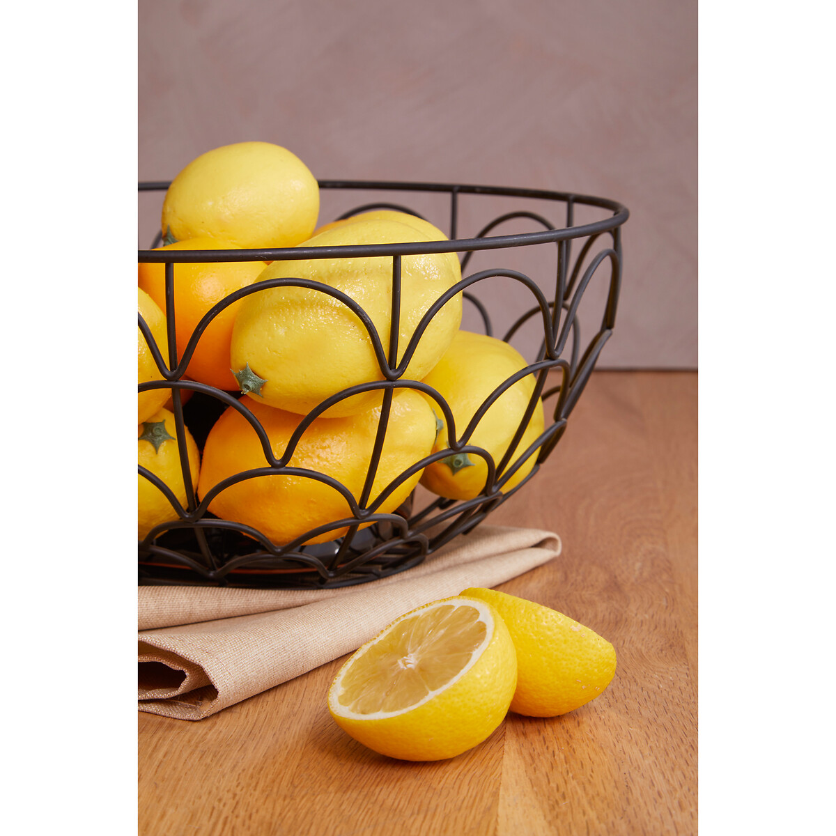 Wire Fruit Basket in Matte Black Finish black, SO'HOME