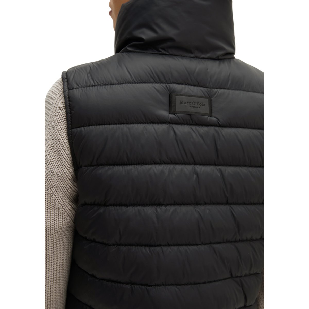 Gilet matelassé léger fitted avec des matériaux recyclés noir, MARC O'POLO