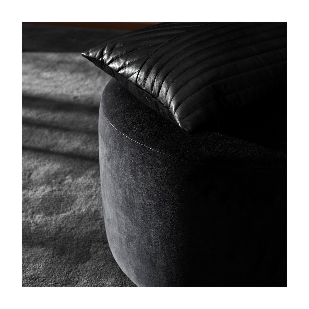 Pouf Stilla anthracite, AYTM