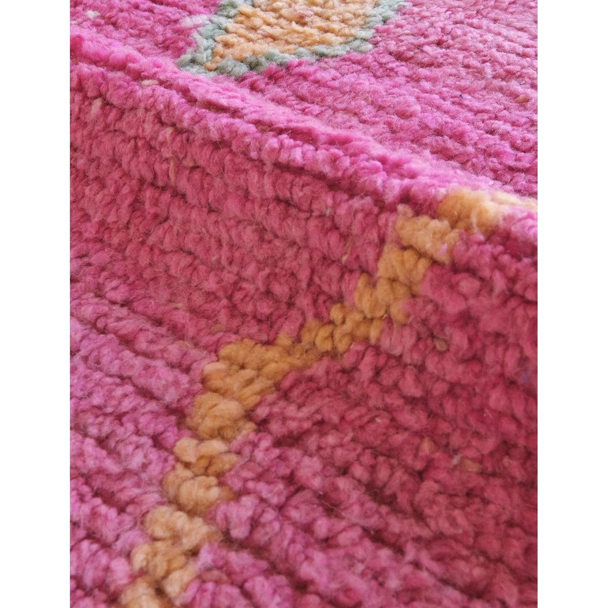 Tapis berbère marocain pure laine 172 x 273 cm rose poudrée, AFK LIVING