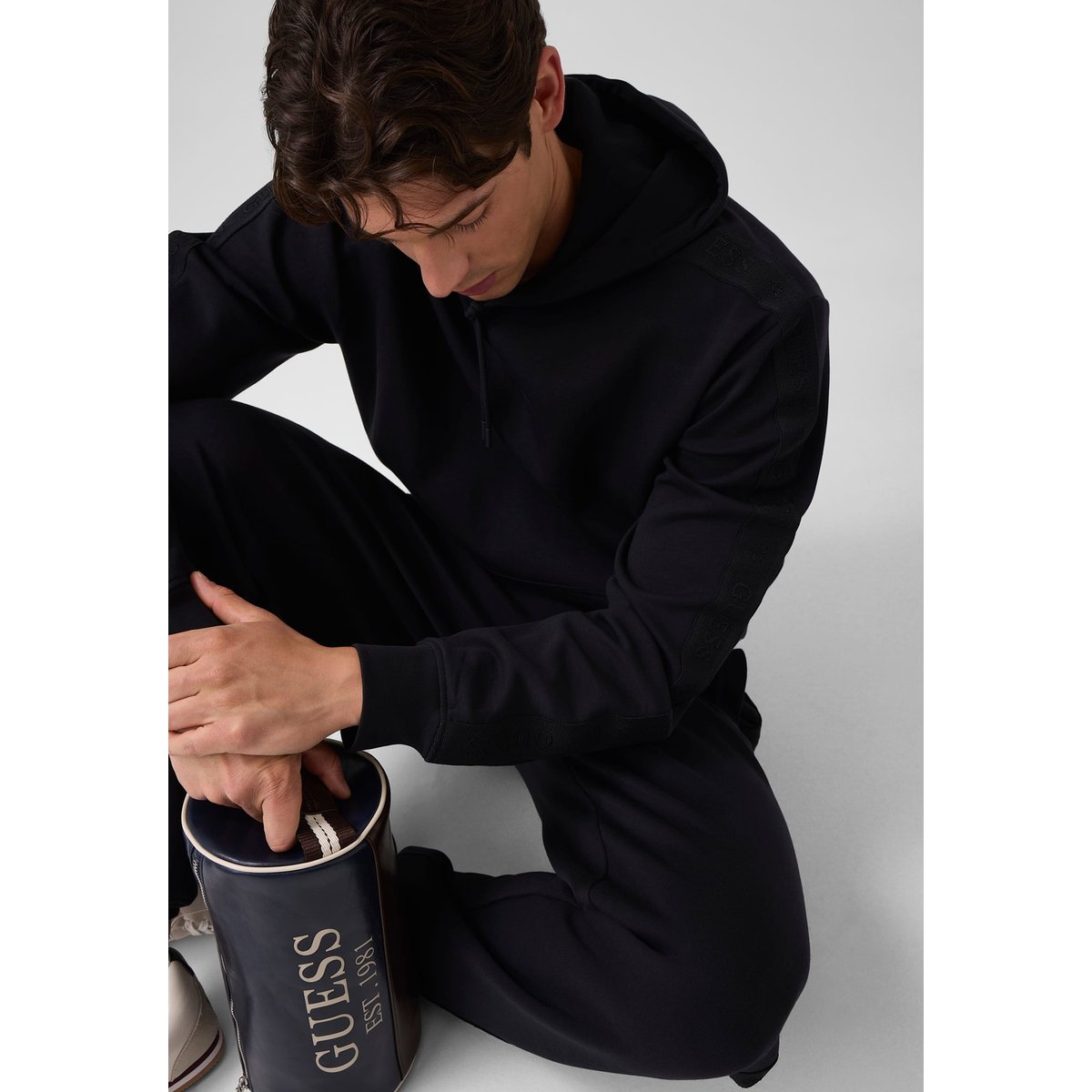Sweatshirt Avec Bandes Latérales noir, GUESS