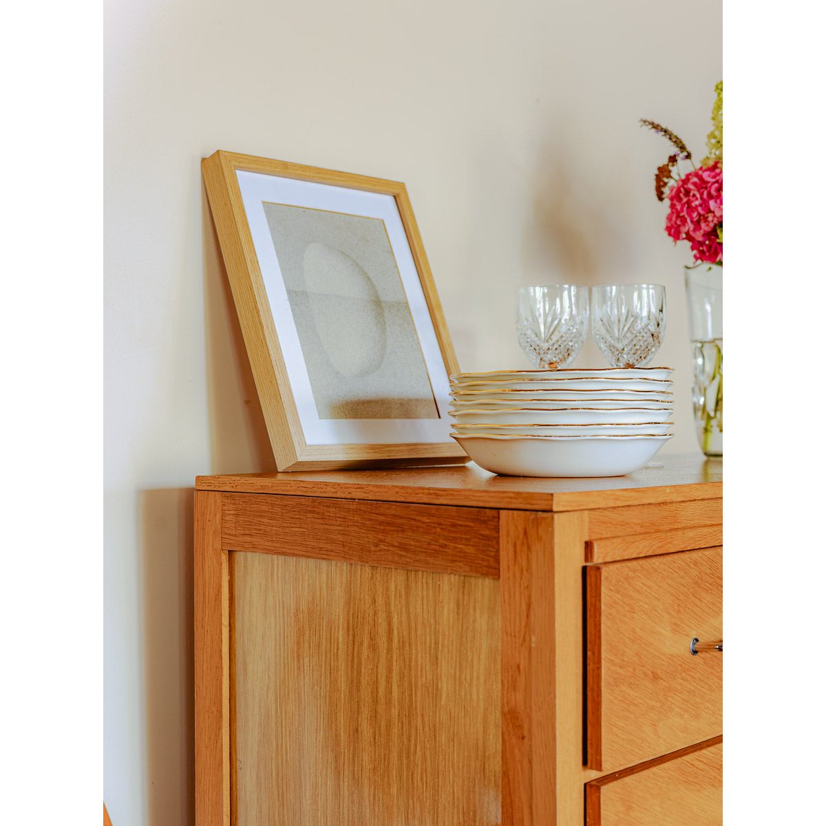 Commode mid-century modern Olga N°693 - Bon état bois clair, DEBONGOUT