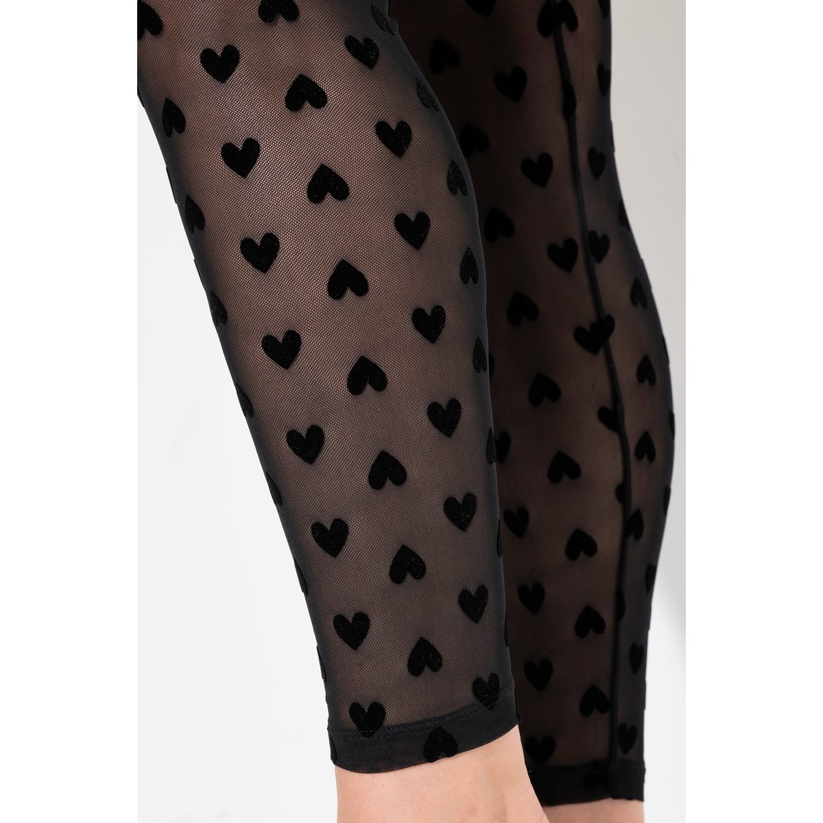 Legging en mesh, cœur floqué sur la cuisse noir, ULLA POPKEN