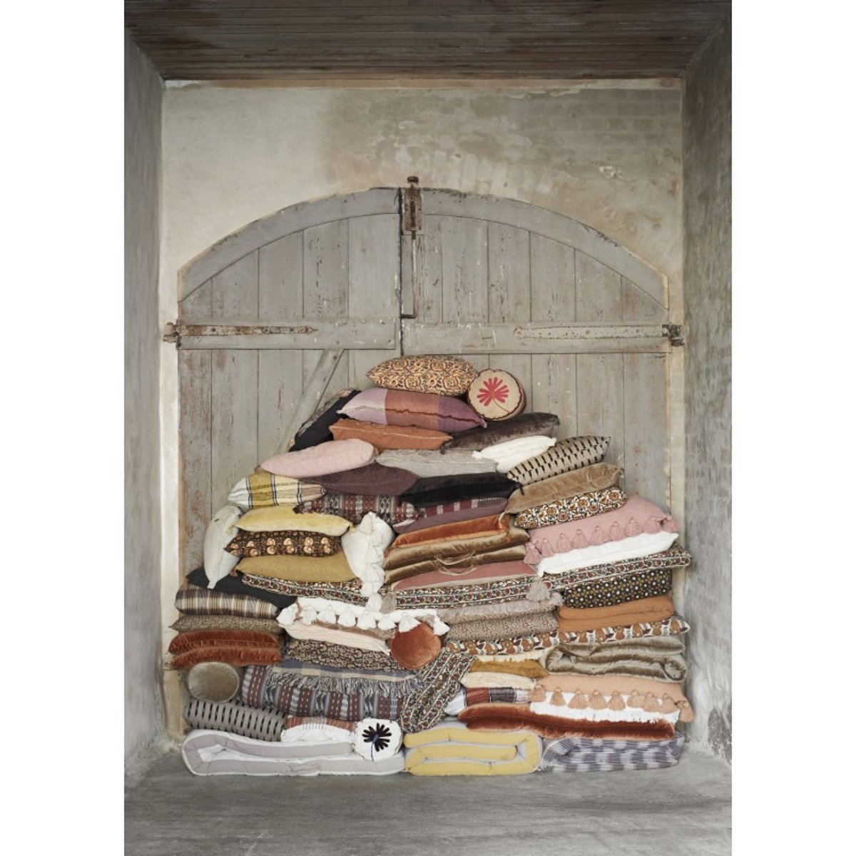 Coussin traversin velours brique, MADAM STOLTZ