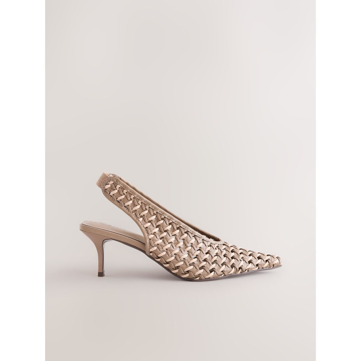 Chaussures à talons tressées bride arrière chair, NEXT