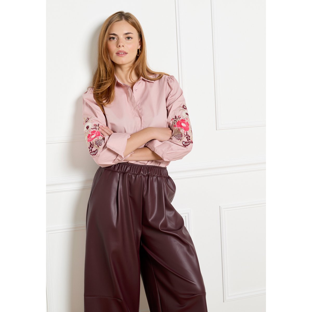 Chemise à manches brodées rose clair, LOLALIZA