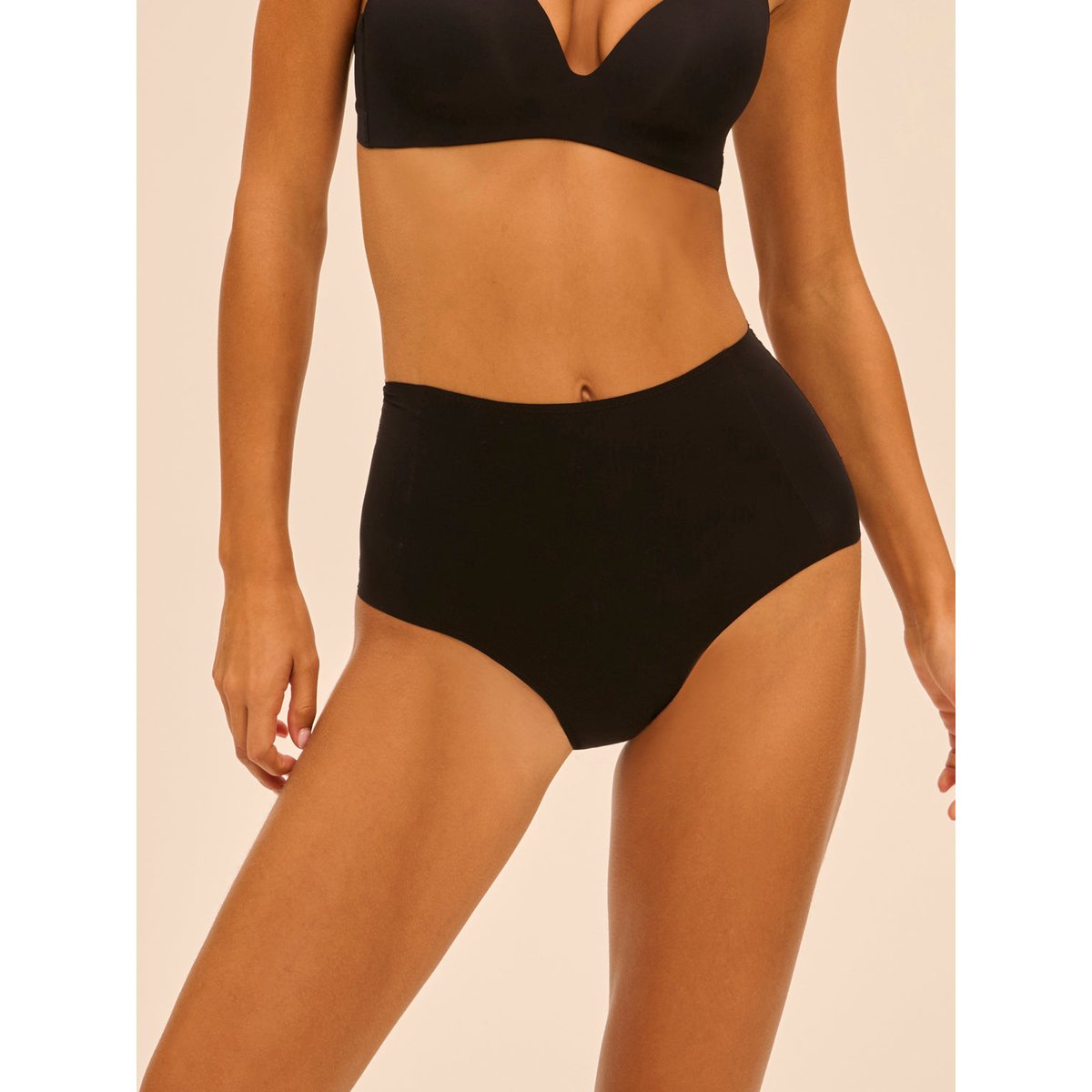 Gainette, STORY noir, SIMONE PERELE
