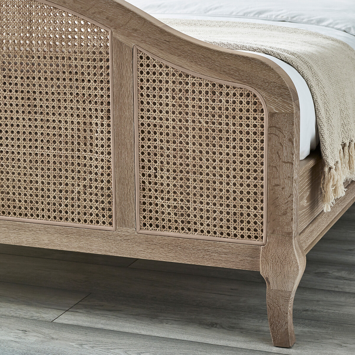 Violette French-Style Rattan Bed light oak, SO'HOME