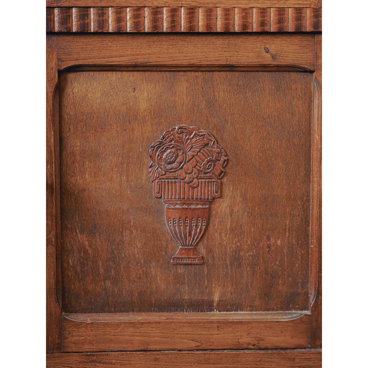Buffet confiturier de ferme en bois brut Gilbert N°1665 - Bon état bois foncé, DEBONGOUT