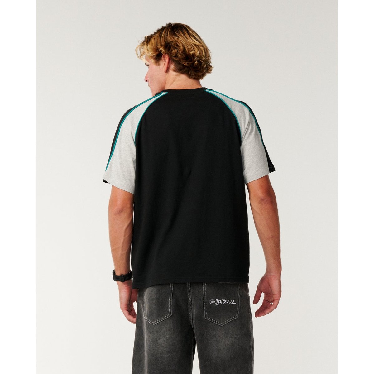 T-shirt brodé ARCHIVE 69 Boxy noir, RIP CURL