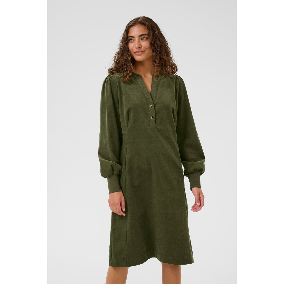 Robe vert burnt olive, CULTURE