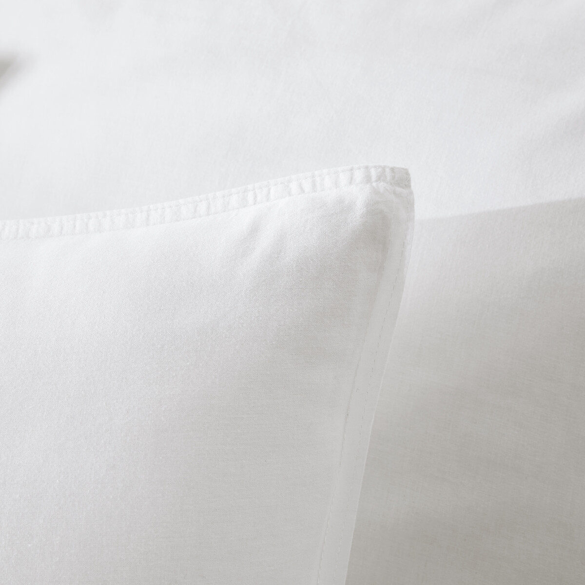 Taie d'oreiller unie en coton lavé, Scenario blanc, LA REDOUTE INTERIEURS