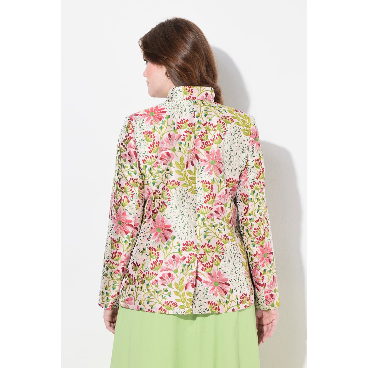 Veste en jacquard à fleurs, col montant abricot, ULLA POPKEN