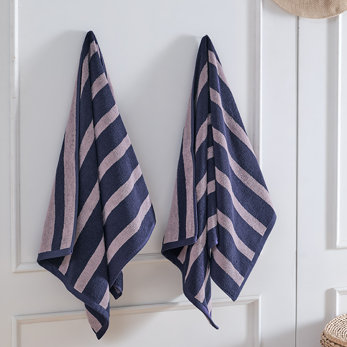 Serviette de toilette 500 g/m² ARCADIA STRIPE indigo, SENSEI MAISON