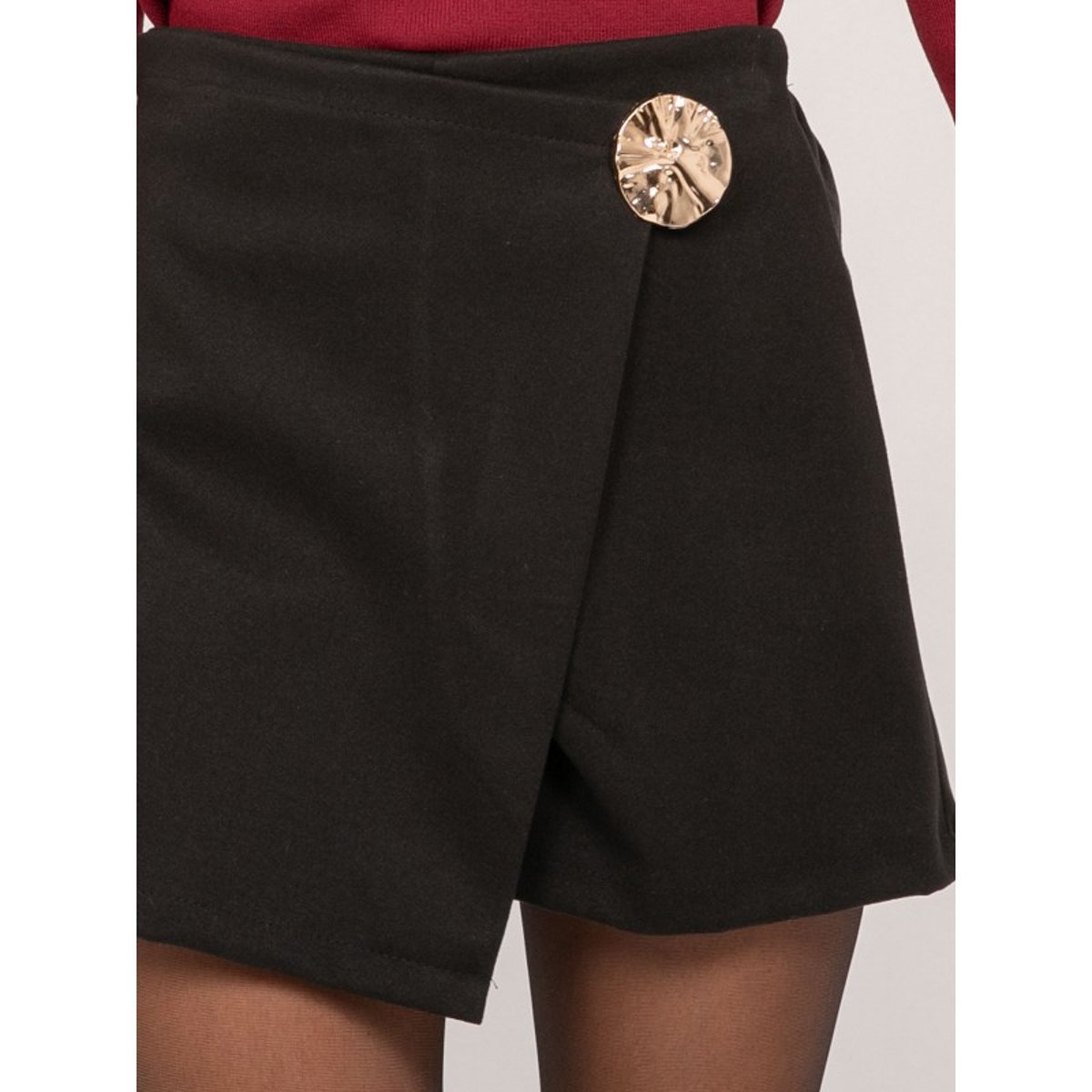Jupe-short Portefeuille Bouton Bijou Xenitel noir, DONA LISA