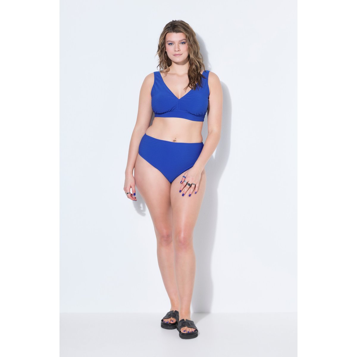 Haut de bikini texturé, bonnets souples bleu cobalt, STUDIO UNTOLD