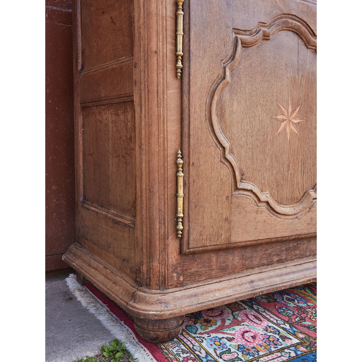 Buffet en bois Gilbert N°1631 - Bon état bois foncé, DEBONGOUT