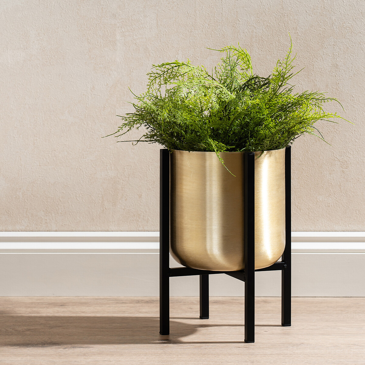 41cm Gold Planter on Stand Large gold-coloured, SO'HOME