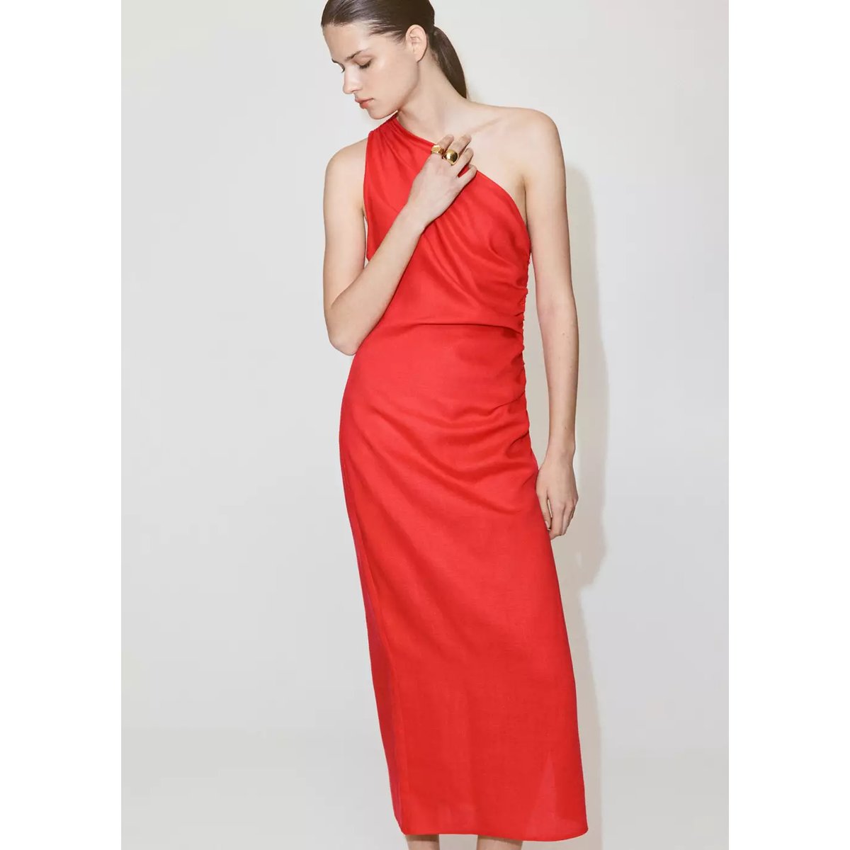 Robe asymétrique froncée orange, MANGO