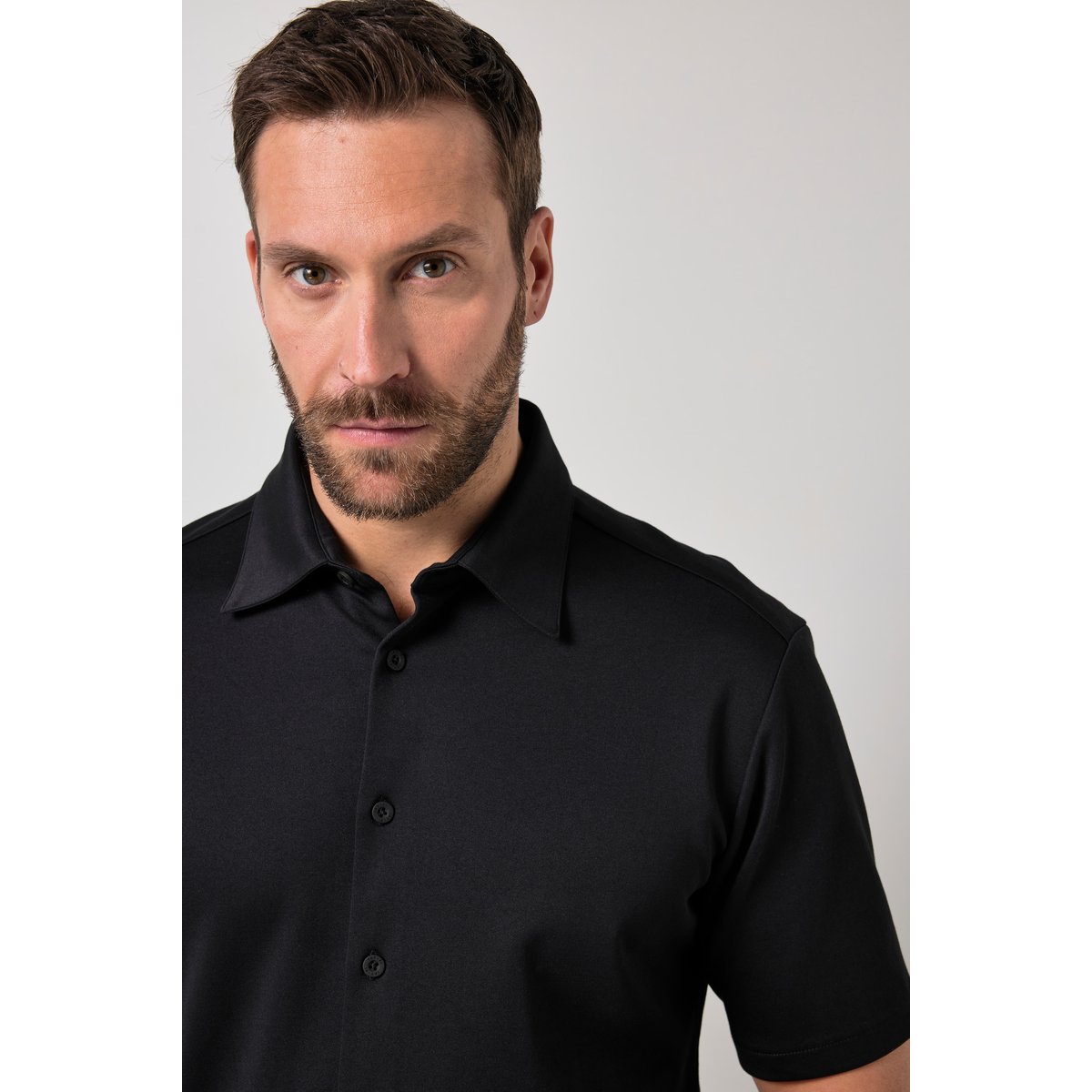 Chemise à manches courtes, coupe Modern Fit noir, JP1880
