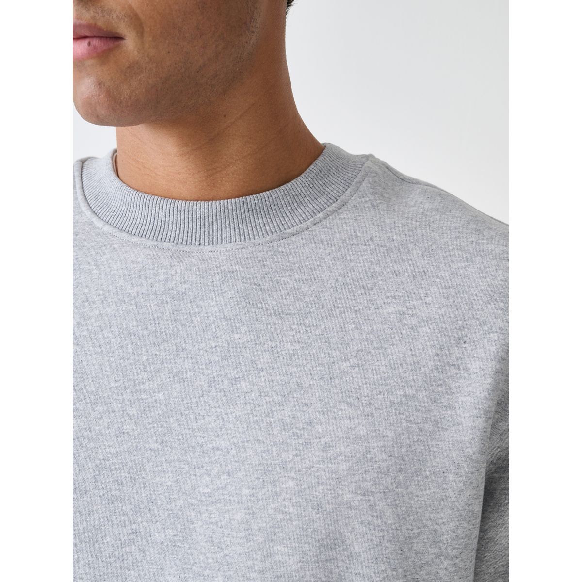 Sweat ras du cou épais en coton majoritaire gris, NEXT