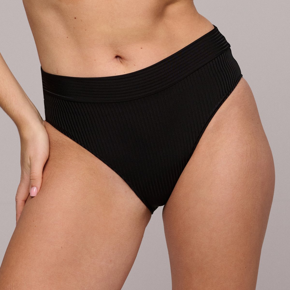 Bikini Slip à revers EMLY noir, MARIE JO