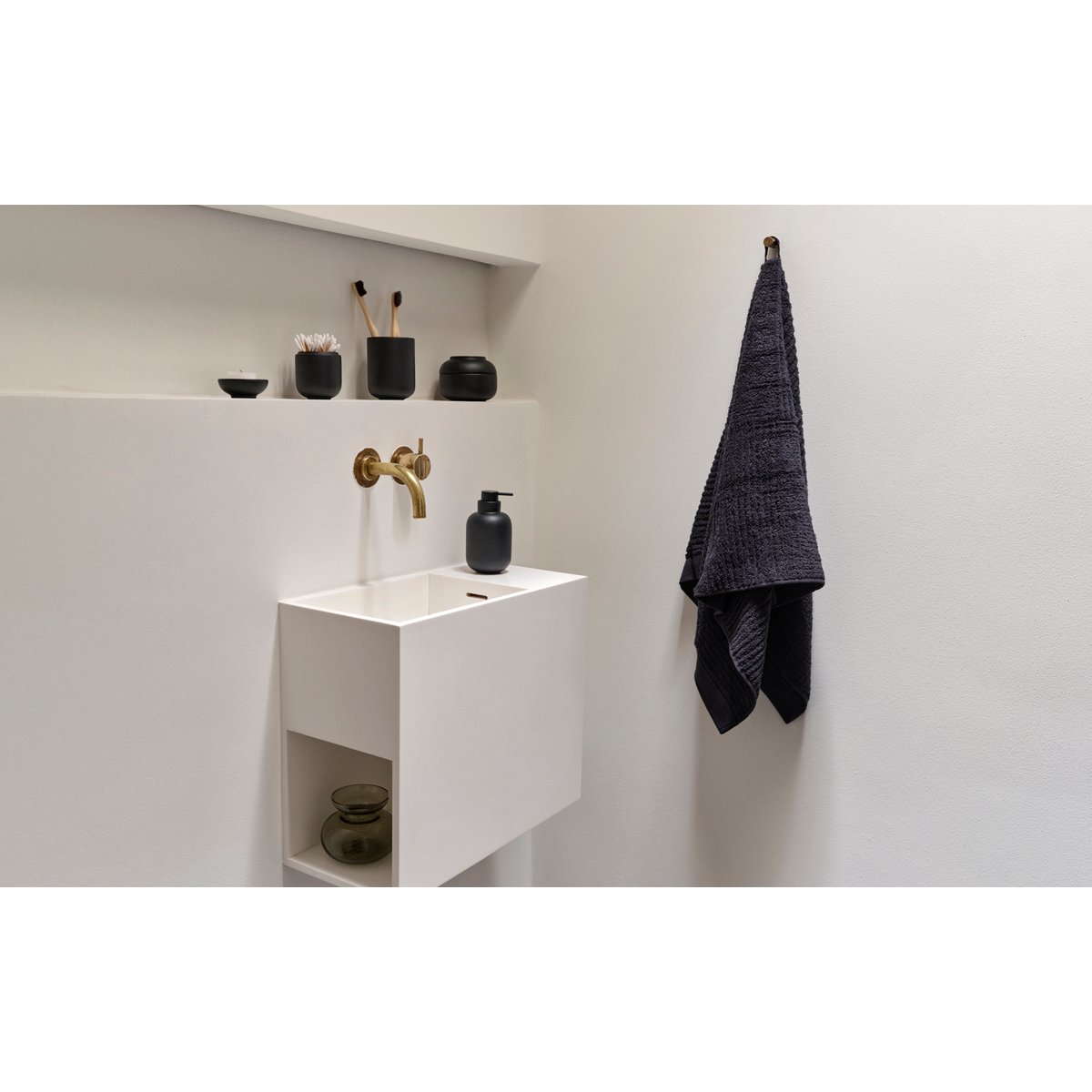 Gobelet pour brosse à dents SENSU noir, ZONE DENMARK