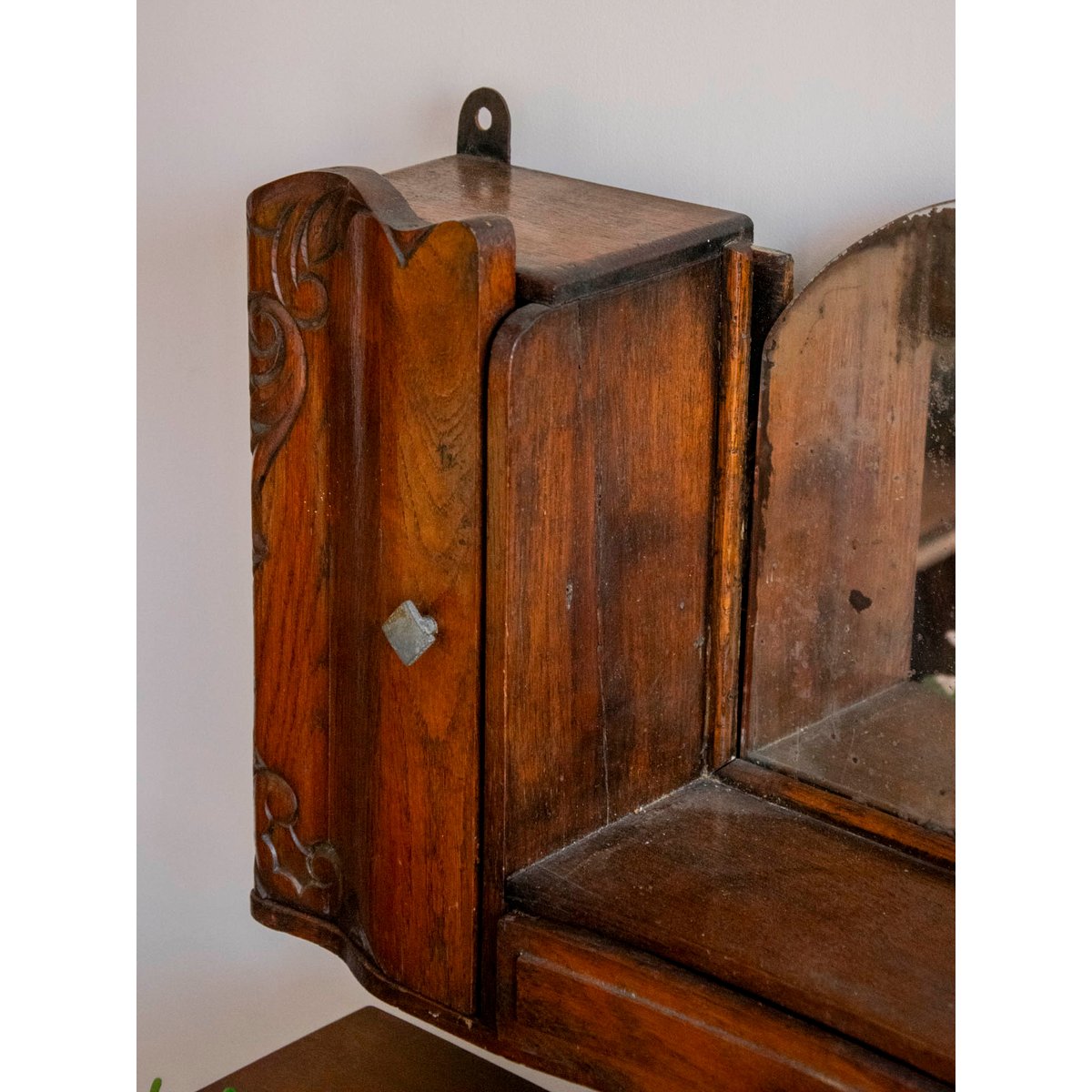 Étagère murale au charme ancien Gaëlle N°1547 - Bon état bois foncé, DEBONGOUT