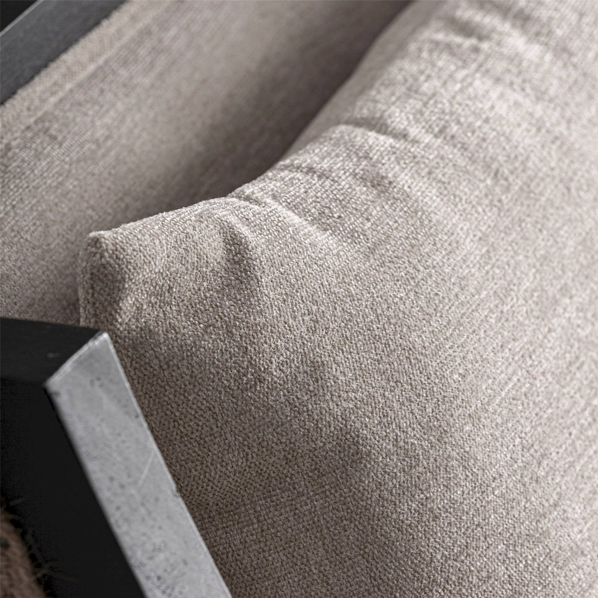 Fauteuil classique en lin et bois de mindi beige et noir, RECOLLECTION